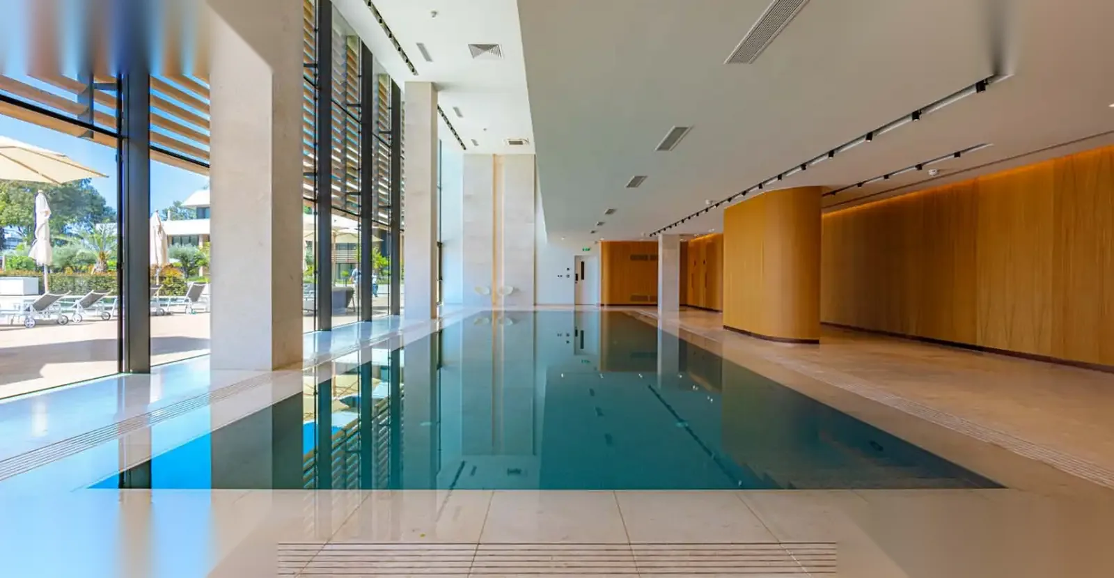 EDEN ROC BLOCK D — interior view 5