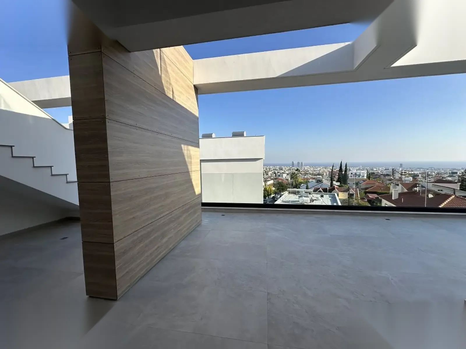 LA RESIDENZA — interior view 4