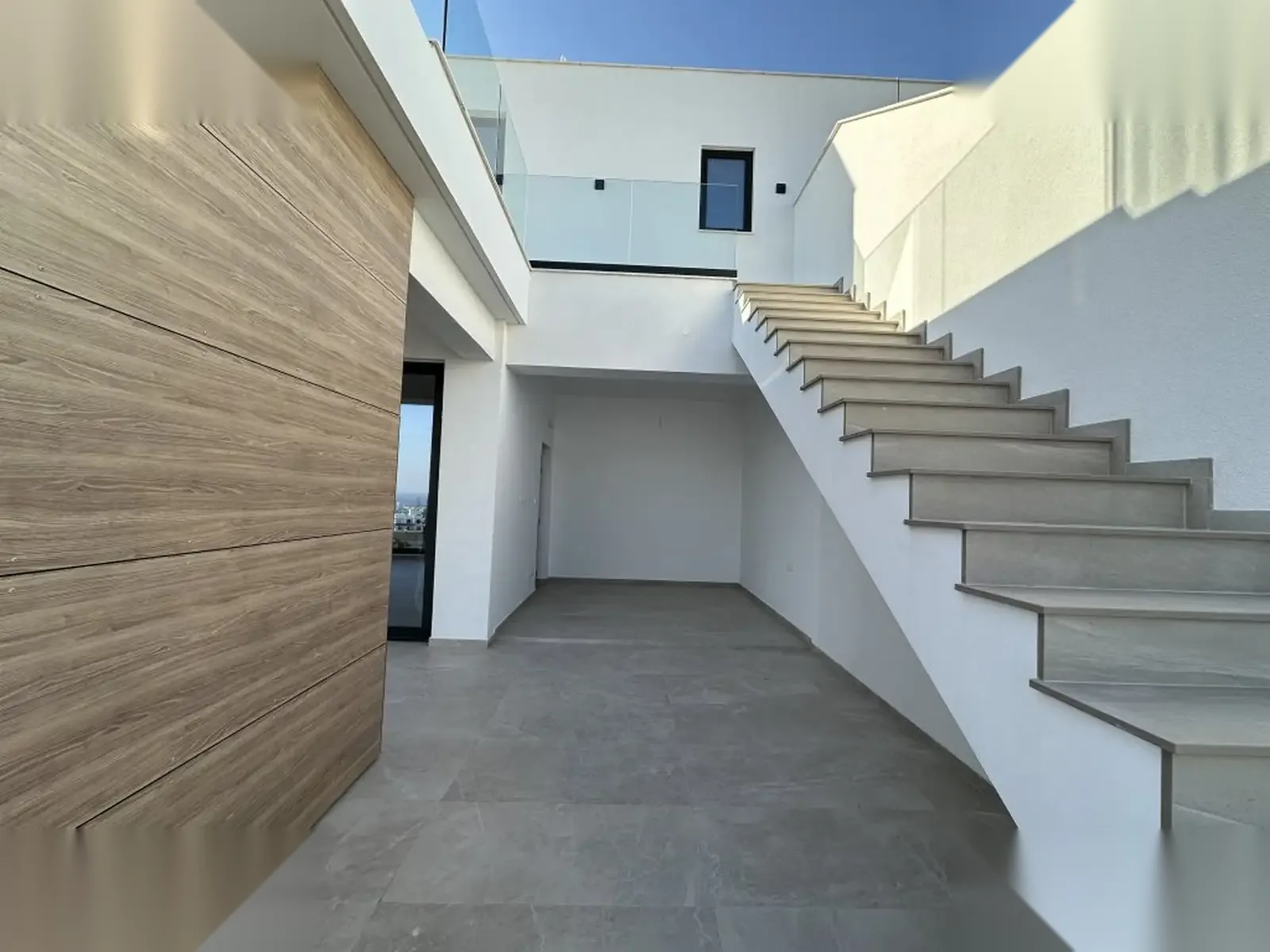 LA RESIDENZA — interior view 5